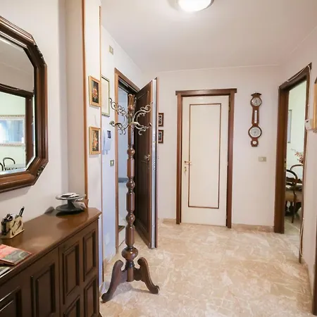 Casa Vacanze Nonna Elsa 008055-lt-0917 * Sanremo