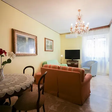 Casa Vacanze Nonna Elsa 008055-lt-0917 Sanremo